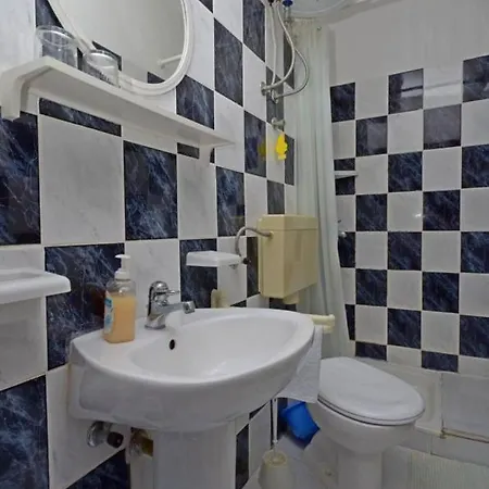 And Barbara Apartment Lastovo