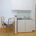 And Barbara Apartman