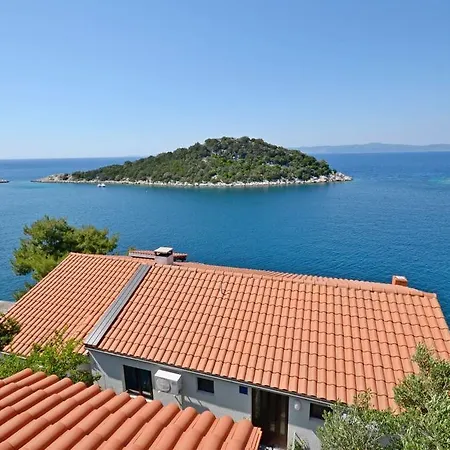 And Barbara شقة Lastovo